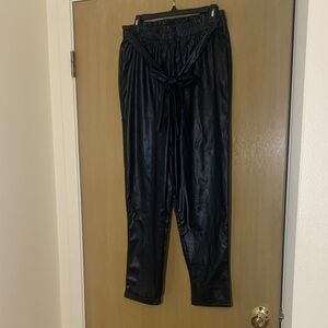 🖤🖤BEAUTIFUL SIZE L ELASTIC WAIST PANTS WITH SELF FRIN TIE BELT🖤🖤